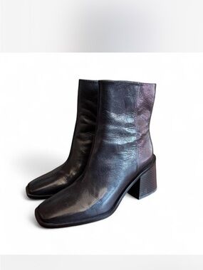 Sam Edelman Black Leather Square Toe Block Heel Ankle Boots